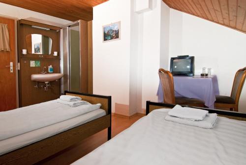 Hotel Restaurant Kugel - main image