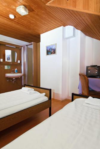 Hotel Restaurant Kugel - image 6