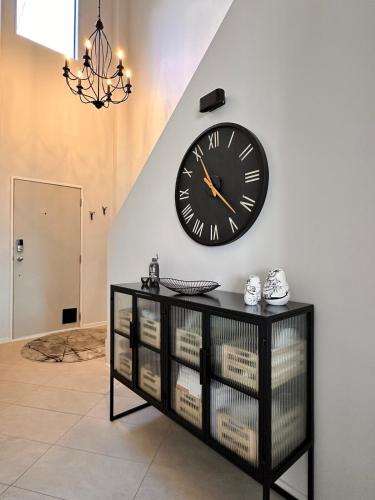 Stylish Freemans Bay Stay, Auckland (photo 11)
