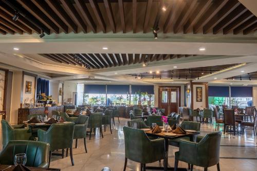 Legend Hotel Islamabad in İslamabad