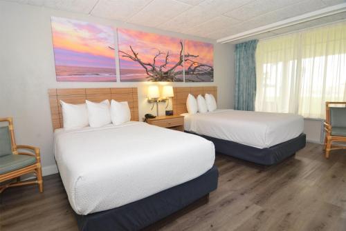 2 double beds