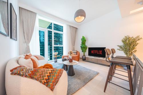 Sleek and Stylish 1BR Fully Furnished Apt, Dubai (foto 3)