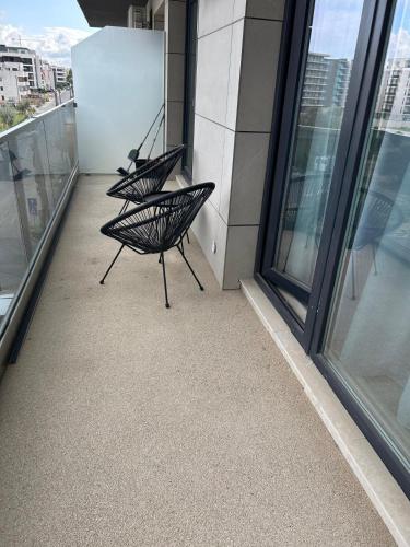 One-Bedroom Apartment with Pool View image 9