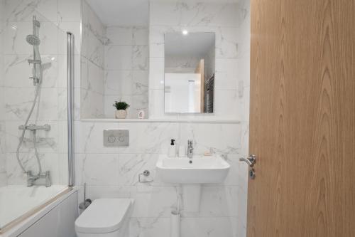 Luxurious 2 bed city centre apartment!!!, Бирмингем (фото 10)