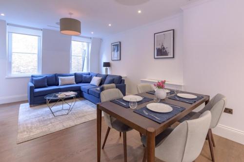 Modern, Luxurious 1BR Flat- Heart of Covent Garden, London