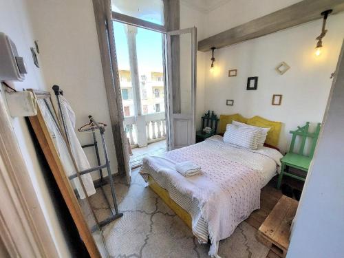 Arab Boutique I Alexandria I Downtown Room Type - Single Room with Private Bathroom