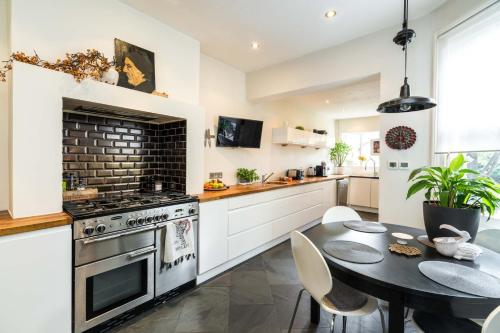 Beautiful 3BD Home Forest Hill South London, Londýn (fotografie 3)