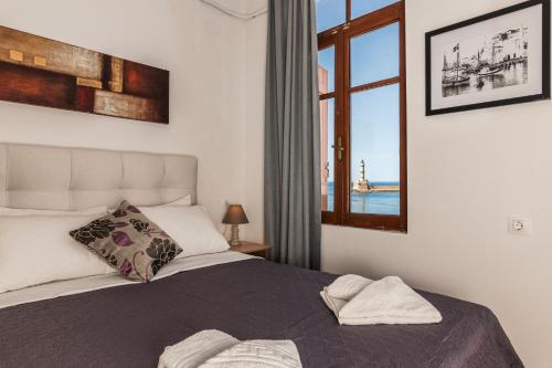 Double Room with Sea View image 10