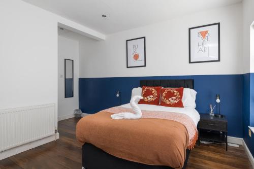Charming & Spacious 2 BR Home, Northampton (photo 2)