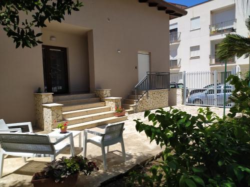 La Rugiada-con giardino e parcheggio moto privato 4