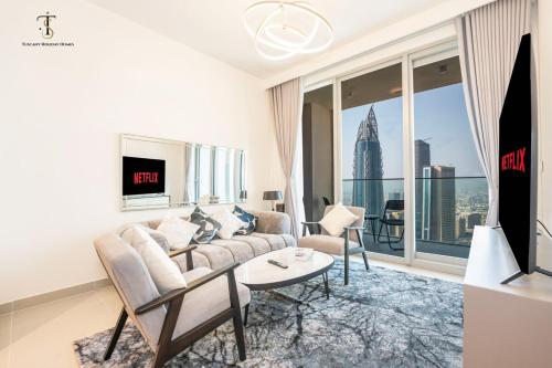 Swanky Suite Forte T1 2BR Downtown, Дубай (фото 2)