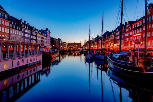 Central Luxury Flat - Walk to Nyhavn Tivoli & Metro, Copenaghen (foto 2)