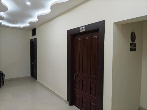 平方米3臥室 (戈勒克布爾) - 有1間私人浴室 (RAPTI INN ) in 戈勒克布爾