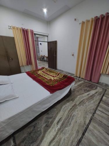 Vyas Homestay- upto 10 guests