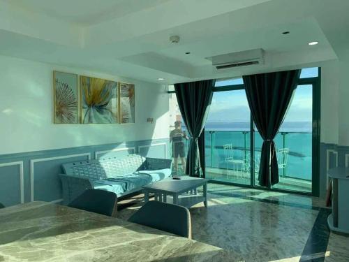 Whole Ocean View Manila Bay 4 Bedrooms, Manila