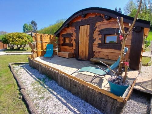 Balkons/terase, Les cabanes féeriques d'Amoncourt (Les cabanes feeriques d'Amoncourt) in Conflandey
