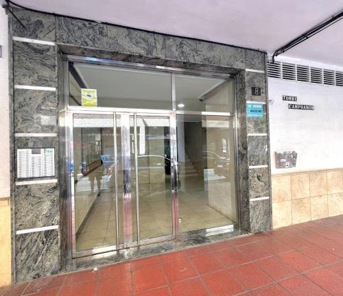 Sol, centro y playa in Poligono de San Isidro