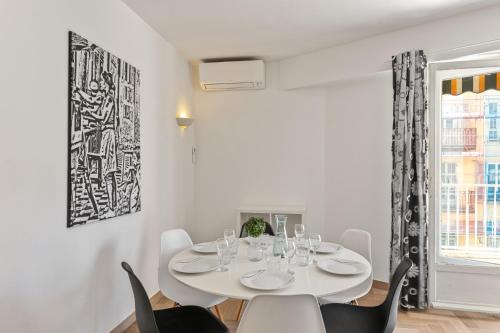 Suite de Dijon FSHH, Nice (photo 5)
