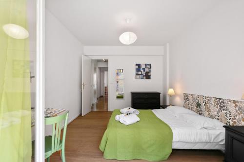 Suite de Dijon FSHH, Nice (photo 9)