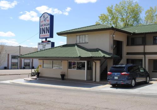A szálláshely kívülről, American inn in Elko (Nevada)