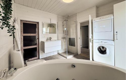 Badkamer, Holiday Home Tyttebærvej Tarm Iv in Skaven