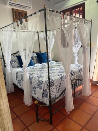 Double Room image 6