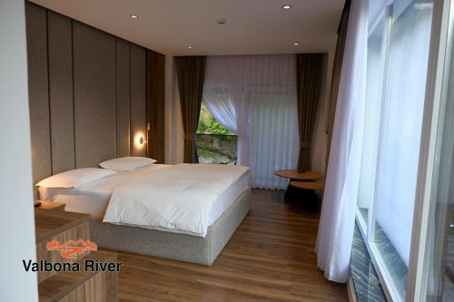 Valbona River Hotel in Bajram Curri