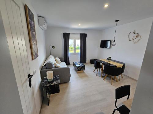 Apartamento Cala i Bosc en Mont-ras - Palafrugell - Costa Brava in Montras