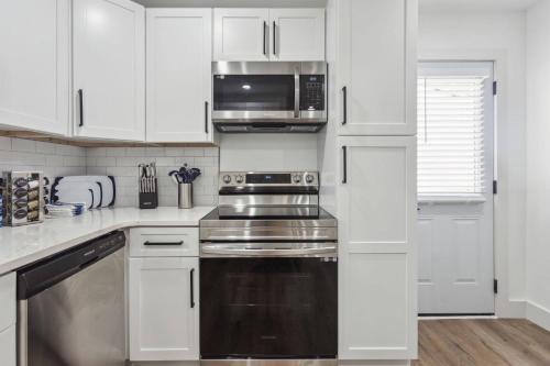 Facilities, New and Modern 2BR Cottage in Cascade Road