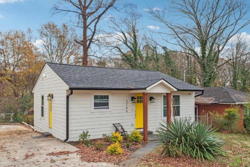 Facilities, New and Modern 2BR Cottage in Cascade Road