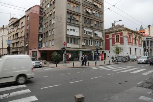 Atelier 1 Apartment - image 9