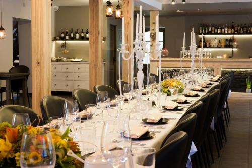 Étterem, Plavas in Ainazi