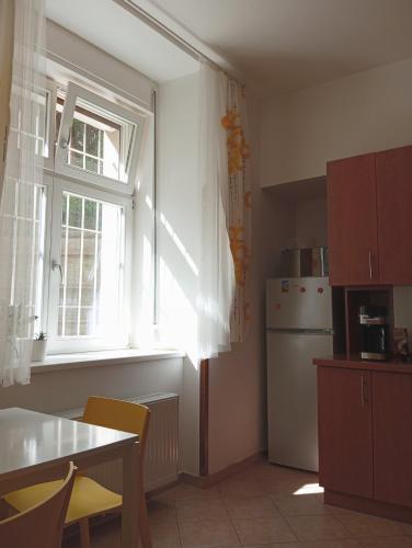 Suite with Garden View image 8