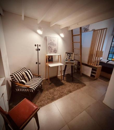 2x4 Tango Nest Urban space with a tango soul, Buenos Aires