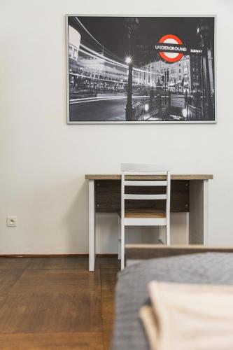BNB Old town Vintage Apartment, Братислава (фото 4)
