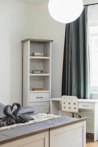 BNB Old town Vintage Apartment, Братислава (фото 5)