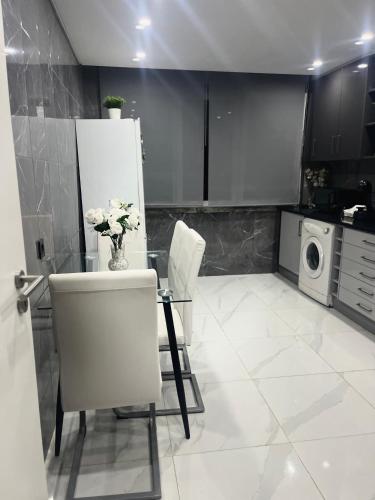 N3 Apartment in อมาดอรา