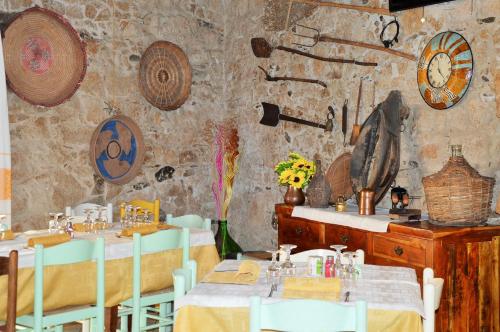 Restaurant, La Capinera in San Vito (Cagliari)