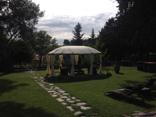

Villa Ghirardelli