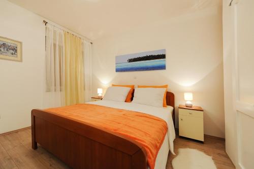 Little Cosy Apartment - image 9