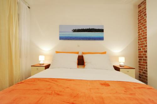 Little Cosy Apartment - image 11