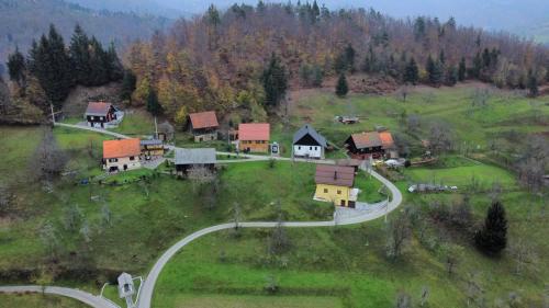 Tuvākā izklaides vieta, Holiday house with a parking space Kamenski Hrib, Gorski kotar - 24427 in Kamenski Hrib