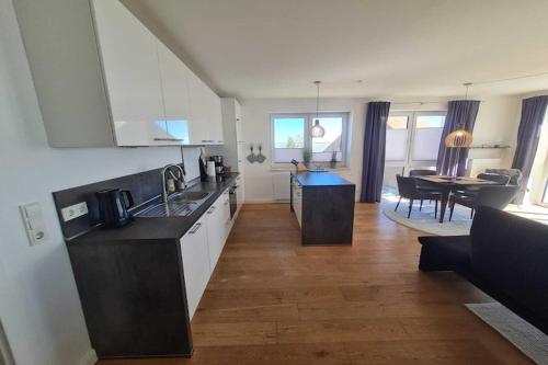 kök, Ferienwohnung Sturmeck, Fehmarn-Orth in Orth