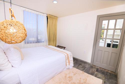 Apt with complimentary ride to airport - Altun Ha Unit Ladyville Airport BELIZE CITY, Belize City (photo 7)