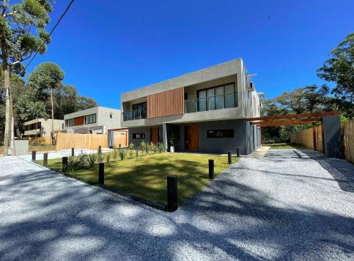 Casa en Complejo Solanas Punta del Este para 8 personas