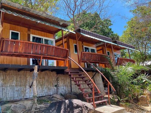 Phuphaya Seafront - Koh Phi Phi