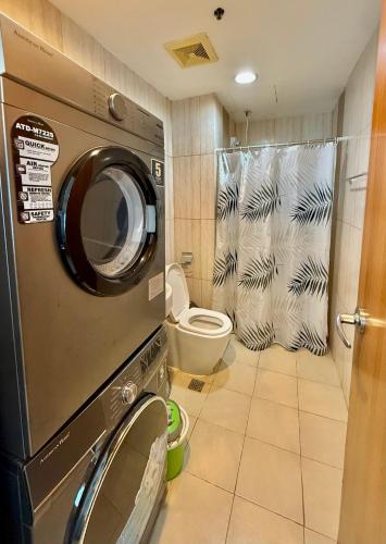 Condo Staycation in 8 Adriatico Manila Room Type - Family Room