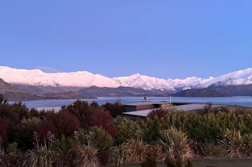 1Wanaka - Mt Gold Haven - Luxury Views Elevated Style and Unmatched Scenery, Wanaka