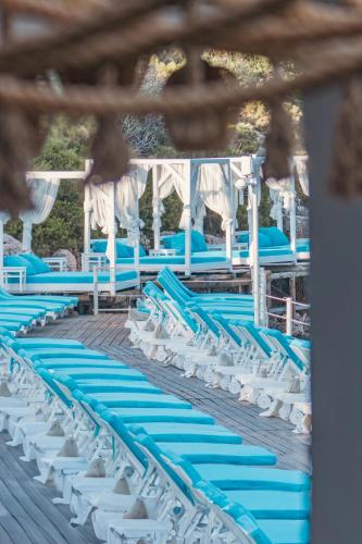 Blanca Beach Hotel