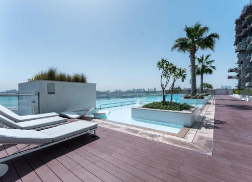 Stunning Sea View Escape at Anwa by Omniyat in Dubai Maritime City